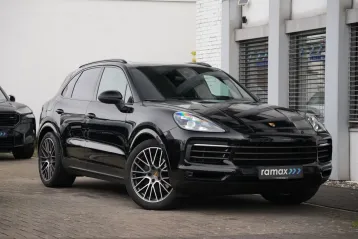 Porsche Cayenne din 2022 - oferta POR158893