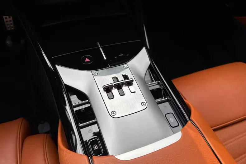 Ferrari Purosangue din 2024 cu 9.200 km - oferta FER158898 - foto 17