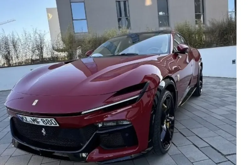Ferrari Purosangue din 2025 cu 739 km - oferta FER158902 - foto 1
