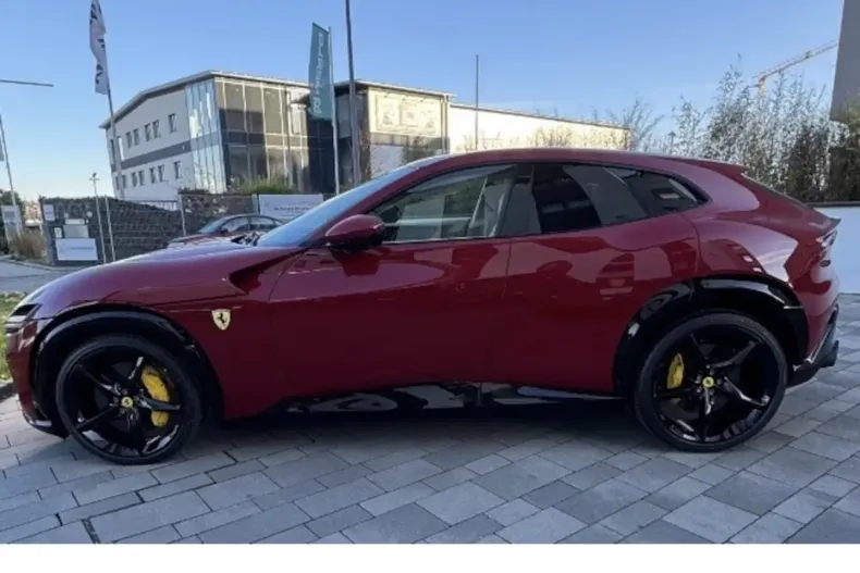 Ferrari Purosangue din 2025 cu 739 km - oferta FER158902 - foto 2