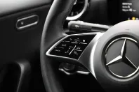 Mercedes-Benz CLA 180 din 2024 cu 12.390 km - oferta MER158904 - foto 11