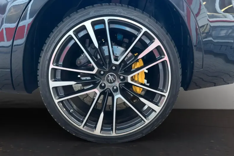 Maserati Levante din 2022 cu 49.850 km - oferta MAS158906 - foto 9