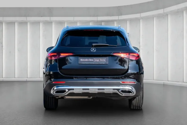 Mercedes-Benz GLC 220 din 2023 cu 23.700 km - oferta MER158911 - foto 4