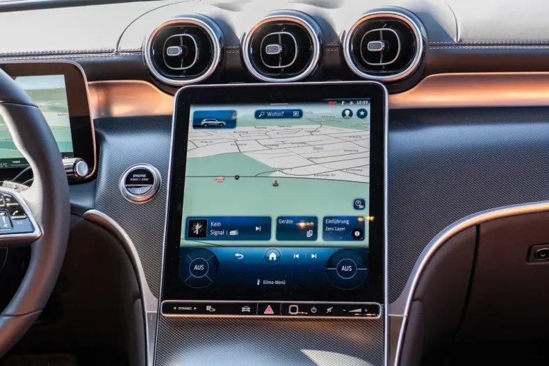 Mercedes-Benz GLC 220 din 2023 cu 23.700 km - oferta MER158911 - foto 12