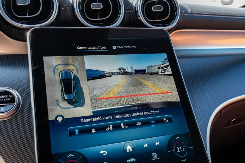 Mercedes-Benz GLC 220 din 2023 cu 23.700 km - oferta MER158911 - foto 20