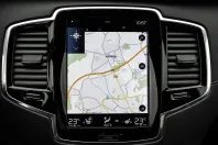 Volvo XC90 din 2022 cu 75.331 km - oferta VOL158916 - foto 7