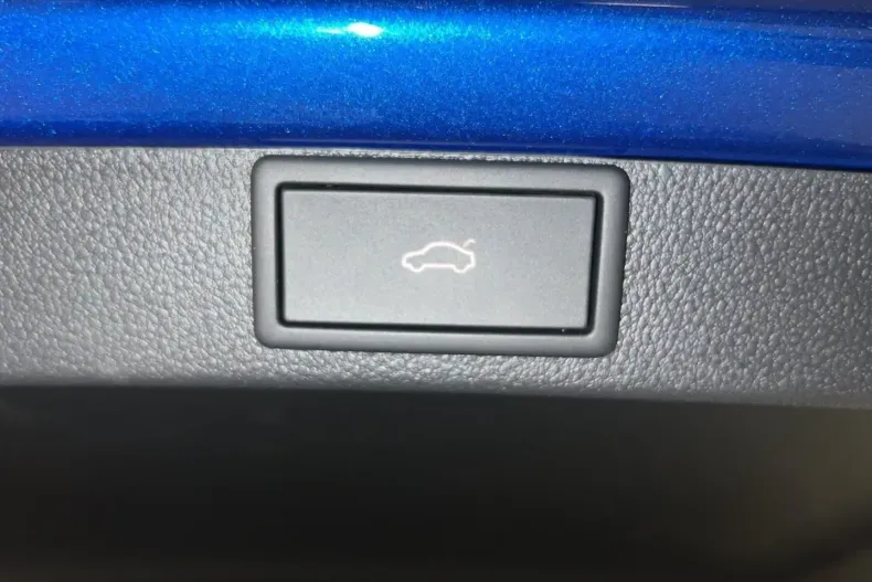 Skoda Octavia din 2024 cu 14.999 km - oferta SKO158919 - foto 11