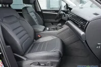 Volkswagen Touareg din 2024 cu 12.520 km - oferta VOL158925 - foto 5