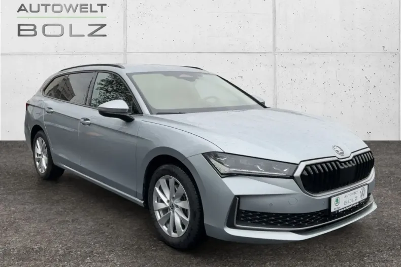 Skoda Superb din 2024 cu 25.092 km - oferta SKO158926 - foto 3