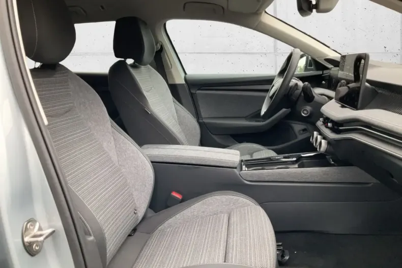 Skoda Superb din 2024 cu 25.092 km - oferta SKO158926 - foto 12