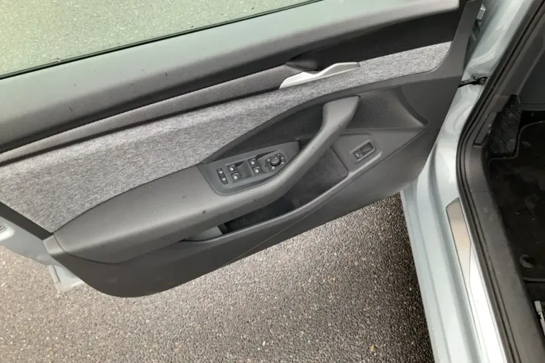 Skoda Superb din 2024 cu 25.092 km - oferta SKO158926 - foto 18