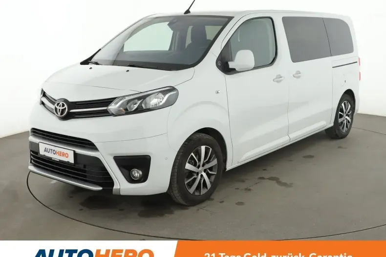 Toyota Proace (Verso) din 2023 cu 38.757 km - oferta TOY158934 - foto 2