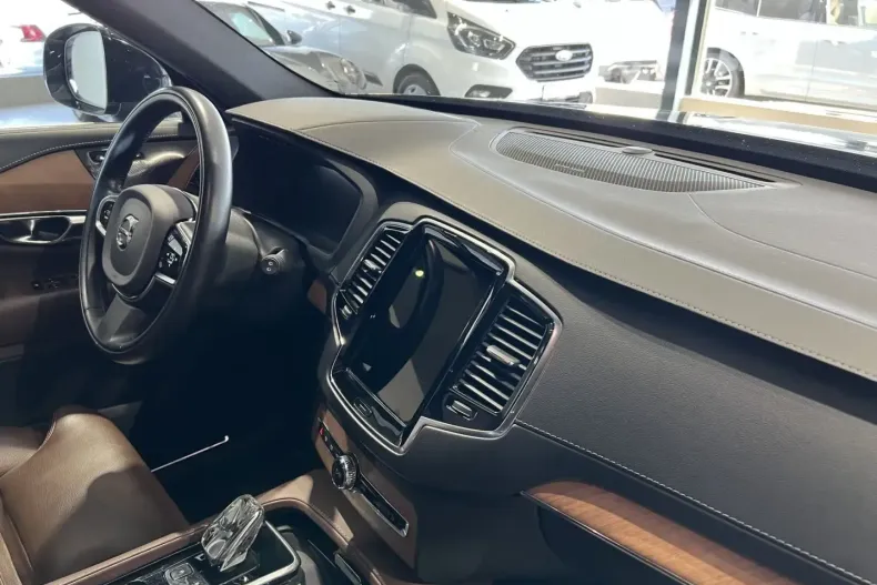 Volvo XC90 din 2020 cu 74.442 km - oferta VOL158948 - foto 12