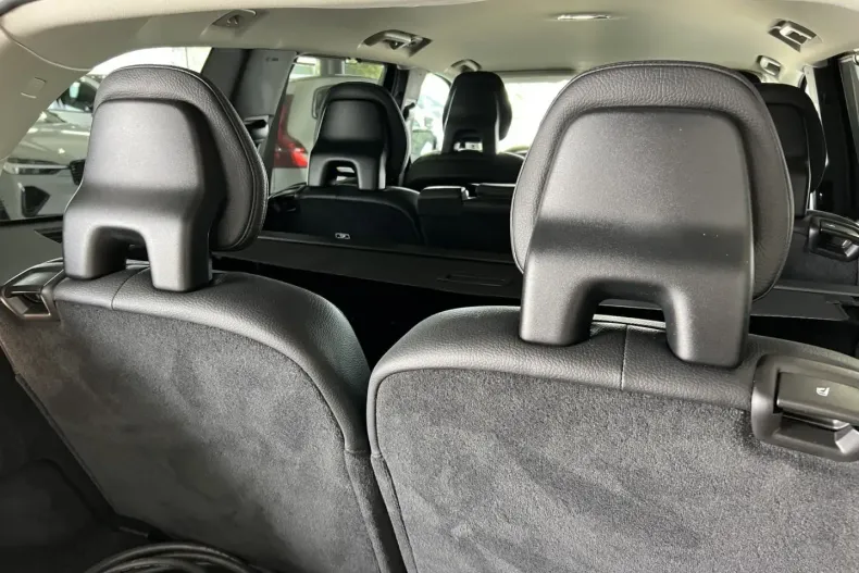 Volvo XC90 din 2020 cu 76.058 km - oferta VOL158950 - foto 14