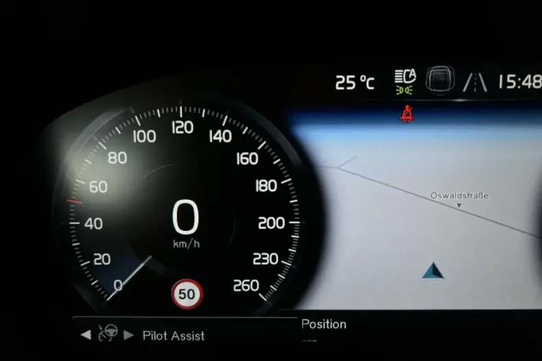 Volvo XC90 din 2020 cu 76.058 km - oferta VOL158950 - foto 28