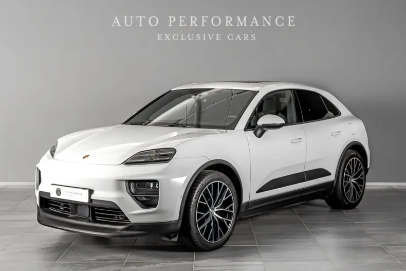 Porsche Macan din 2024 cu 9.900 km - oferta POR158959 - foto 1