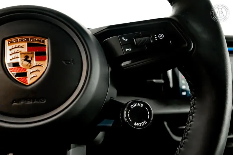 Porsche Macan din 2024 cu 3.820 km - oferta POR158963 - foto 9