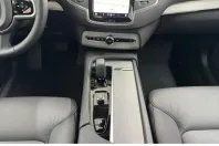 Volvo XC90 din 2024 cu 27.980 km - oferta VOL158968 - foto 9