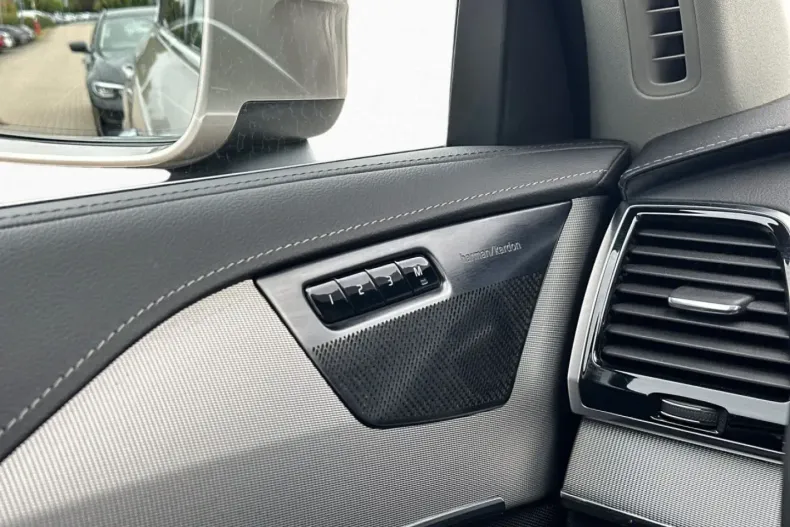 Volvo XC90 din 2023 cu 59.500 km - oferta VOL158977 - foto 10