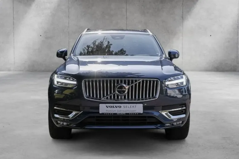 Volvo XC90 din 2023 cu 73.488 km - oferta VOL158978 - foto 1