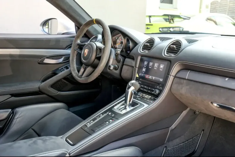 Porsche Cayman din 2023 cu 15.030 km - oferta POR158983 - foto 14