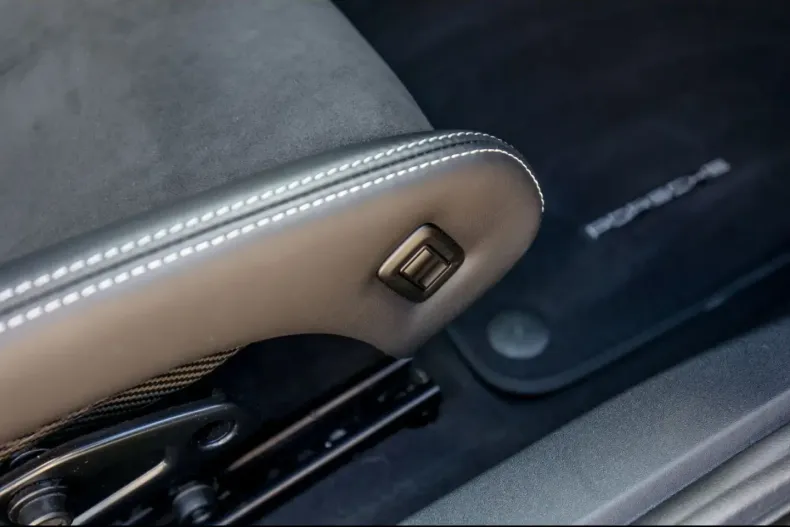 Porsche Cayman din 2023 cu 15.030 km - oferta POR158983 - foto 20