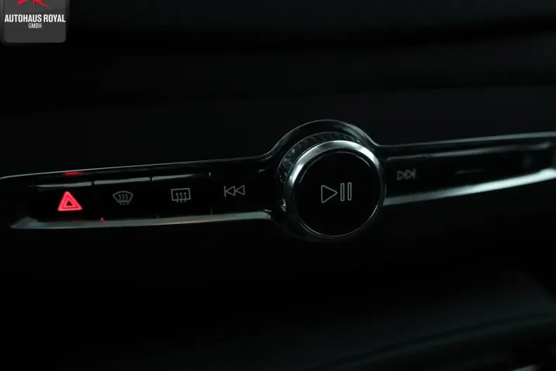 Volvo XC90 din 2021 cu 91.852 km - oferta VOL158998 - foto 21