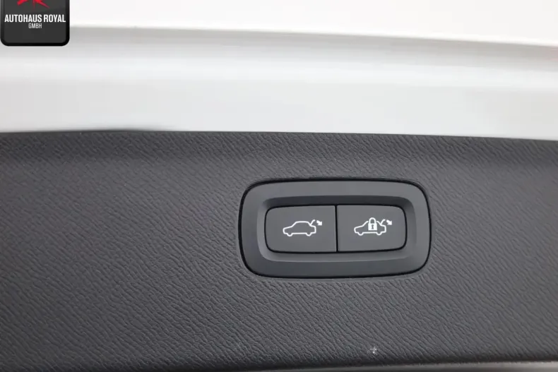 Volvo XC90 din 2021 cu 91.852 km - oferta VOL158998 - foto 25