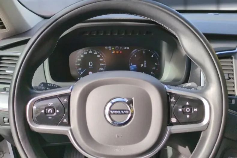 Volvo XC90 din 2021 cu 50.750 km - oferta VOL158999 - foto 13