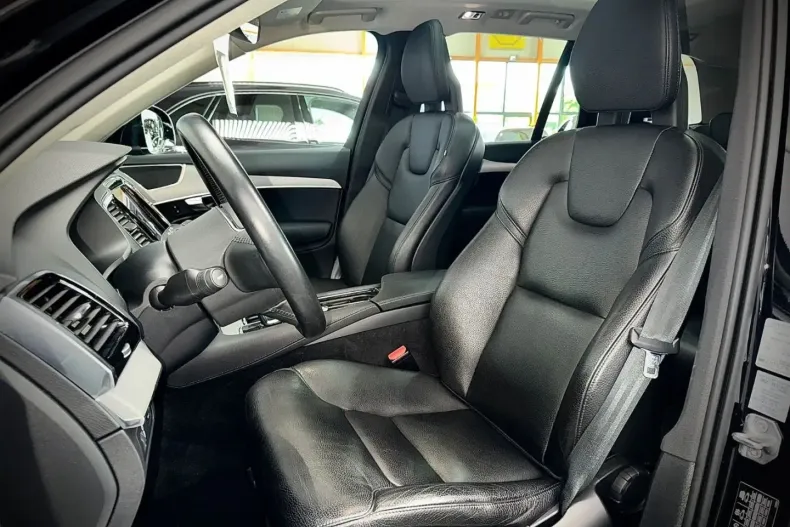 Volvo XC90 din 2021 cu 98.158 km - oferta VOL159001 - foto 9