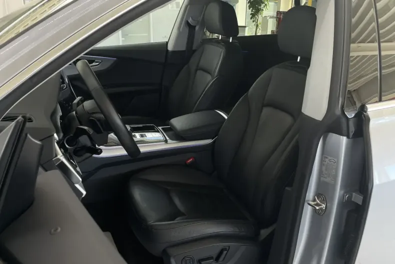 Audi Q8 din 2022 cu 58.984 km - oferta AUD159013 - foto 10