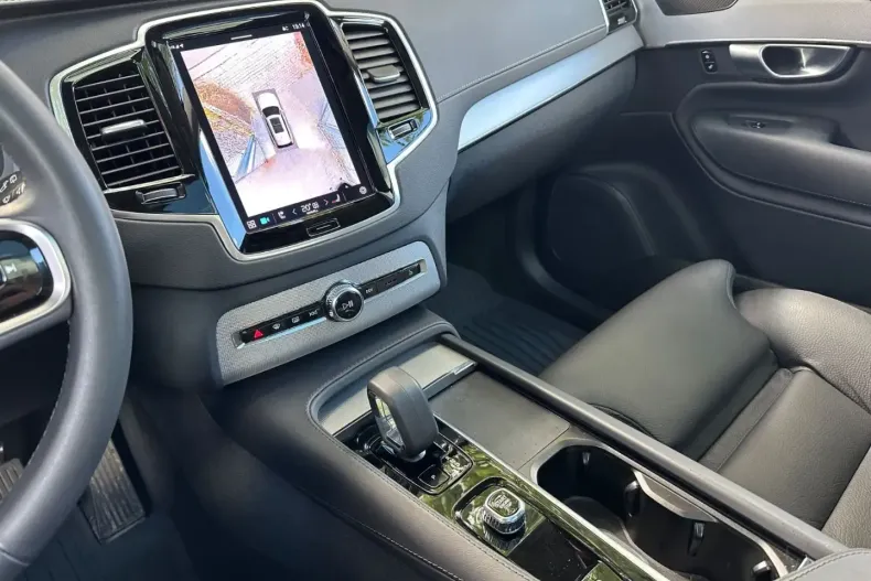 Volvo XC90 din 2023 cu 24.980 km - oferta VOL159015 - foto 20