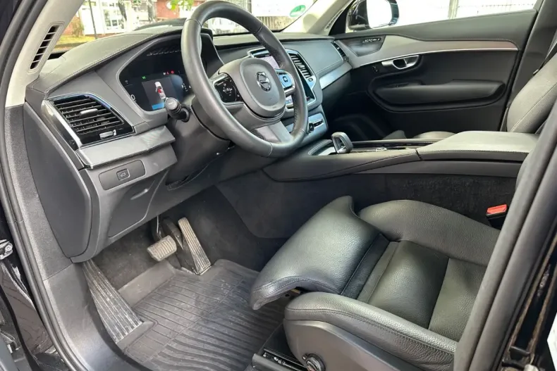 Volvo XC90 din 2023 cu 24.980 km - oferta VOL159015 - foto 21