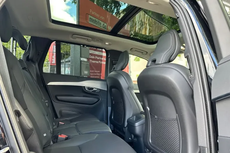 Volvo XC90 din 2023 cu 24.980 km - oferta VOL159015 - foto 28