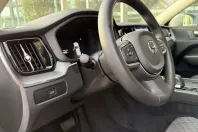 Volvo XC60 din 2024 cu 23.500 km - oferta VOL159026 - foto 10