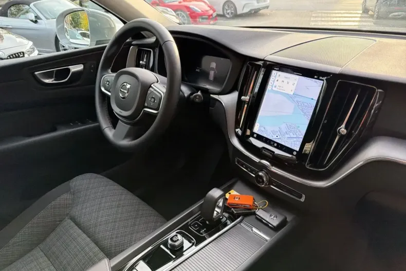 Volvo XC60 din 2024 cu 23.500 km - oferta VOL159026 - foto 20