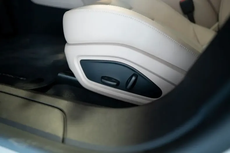 Porsche Taycan din 2024 cu 3.000 km - oferta POR159028 - foto 18