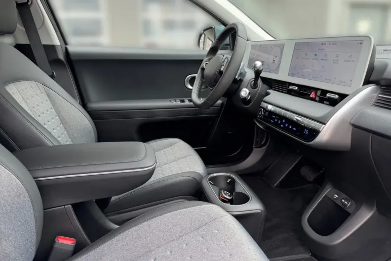 Hyundai IONIQ 5 din 2024 cu 8.000 km - oferta HYU159029 - foto 14