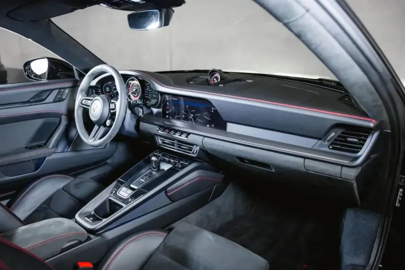 Porsche 992 din 2023 cu 34.500 km - oferta POR159034 - foto 17