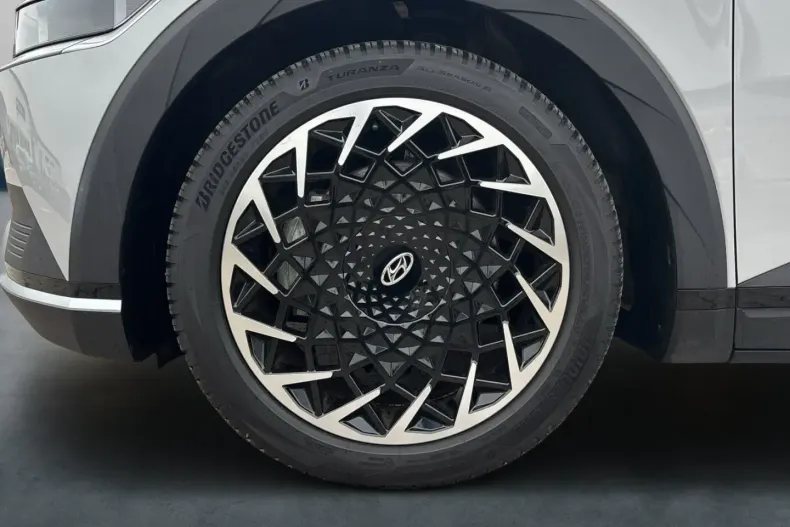 Hyundai IONIQ 5 din 2024 cu 18.588 km - oferta HYU159038 - foto 12