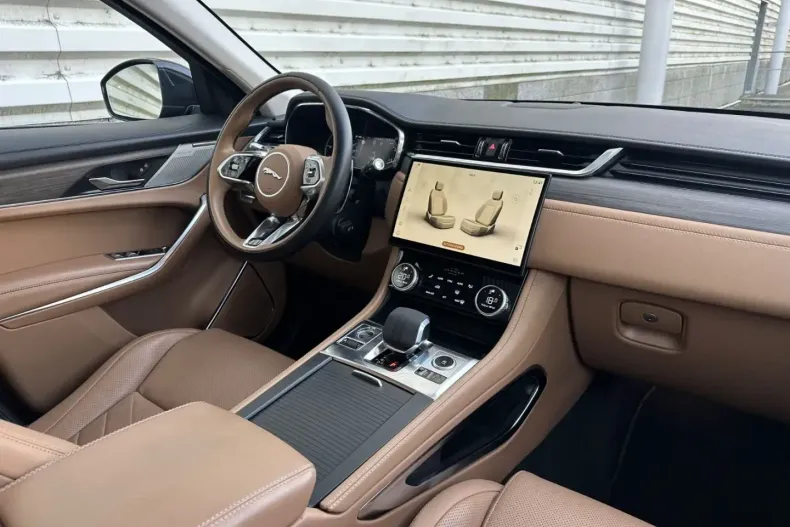 Jaguar F-Pace din 2022 cu 12.500 km - oferta JAG159041 - foto 16