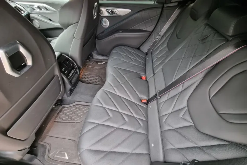 BMW XM din 2024 cu 8.066 km - oferta BMW159042 - foto 10