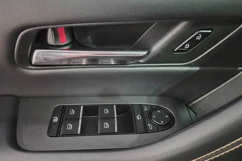 Mazda CX-60 din 2023 cu 46.000 km - oferta MAZ159048 - foto 10