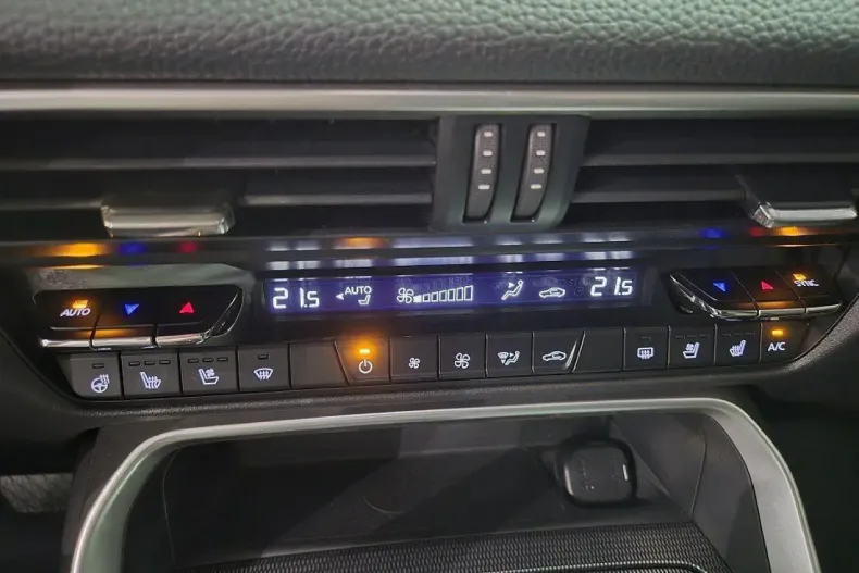 Mazda CX-60 din 2023 cu 46.000 km - oferta MAZ159048 - foto 13