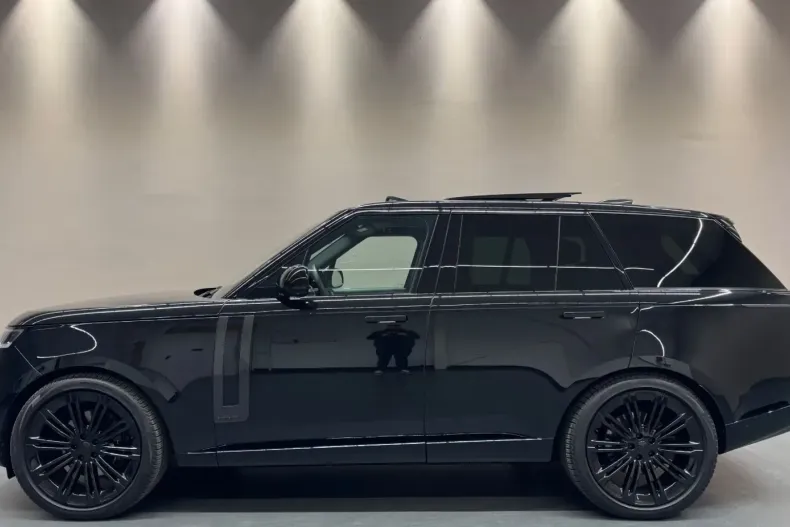 Land Rover Range Rover din 2023 cu 29.900 km - oferta LAN159049 - foto 3