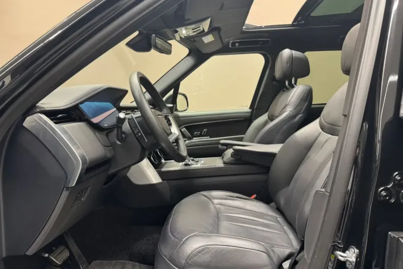 Land Rover Range Rover din 2023 cu 29.900 km - oferta LAN159049 - foto 10