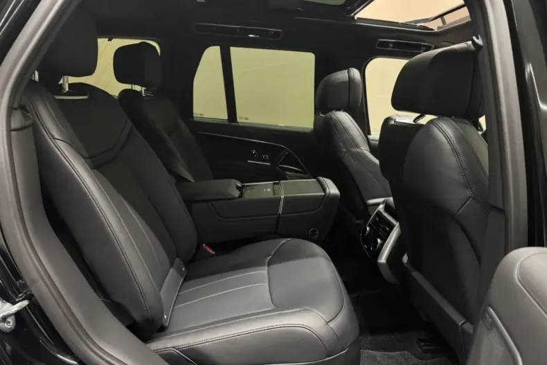 Land Rover Range Rover din 2023 cu 29.900 km - oferta LAN159049 - foto 16