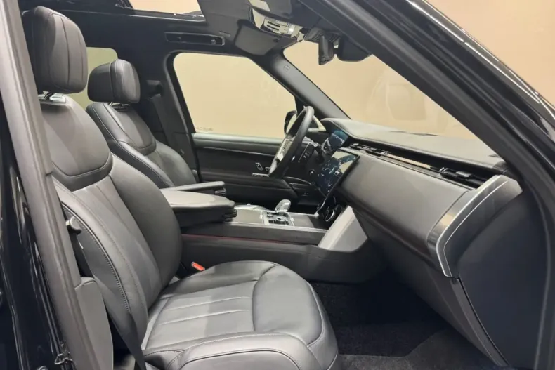 Land Rover Range Rover din 2023 cu 29.900 km - oferta LAN159049 - foto 18