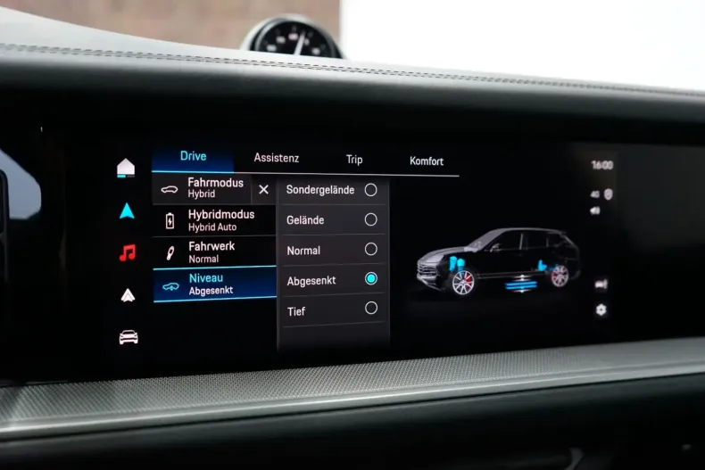 Porsche Cayenne din 2024 cu 32.010 km - oferta POR159054 - foto 14