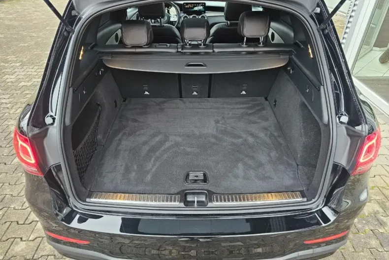 Mercedes-Benz GLC 300 din 2022 cu 69.000 km - oferta MER159057 - foto 13